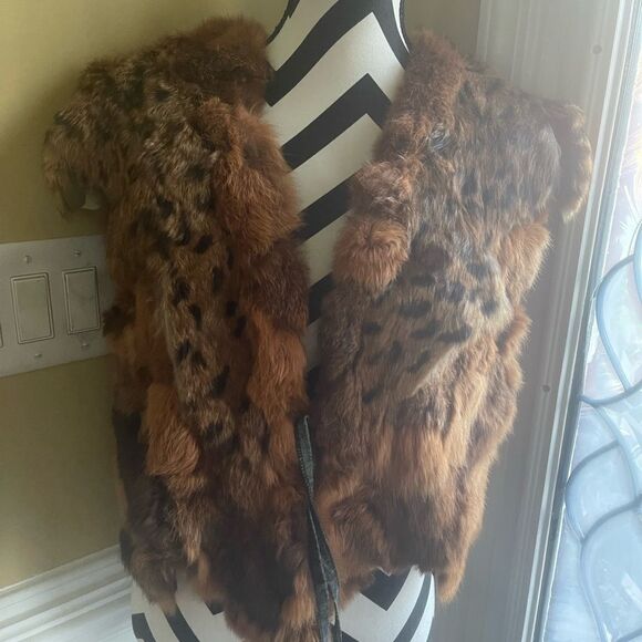 PATCHWORK RABBIT FUR VEST shades of Brown & Leopard print MADE IN HONG KONG SZM - Picture 2 of 16